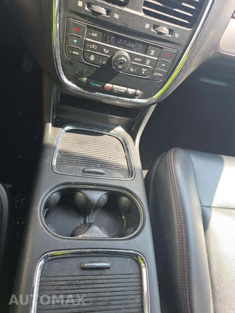 2019 Dodge Grand Caravan GT 121.2" WB - miniatura 25