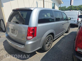 2019 Dodge Grand Caravan GT 121.2" WB - miniatura 3