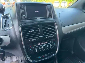 2019 Dodge Grand Caravan GT 121.2" WB - miniatura 13