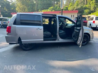 2019 Dodge Grand Caravan GT 121.2" WB - miniatura 19