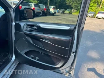 2019 Dodge Grand Caravan GT 121.2" WB - miniatura 20