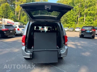 2019 Dodge Grand Caravan GT 121.2" WB - miniatura 3