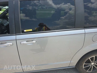 2019 Dodge Grand Caravan GT 121.2" WB - miniatura 13