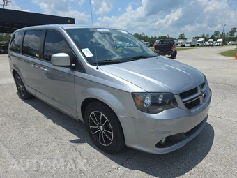 2019 Dodge Grand Caravan GT 121.2" WB - miniatura 3