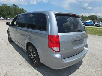 2019 Dodge Grand Caravan GT 121.2" WB - miniatura 6