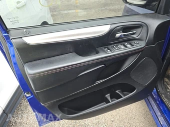 2019 Dodge Grand Caravan GT 121.2" WB – miniatura 9