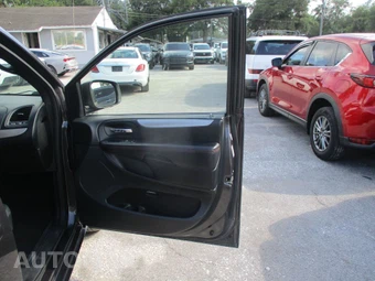 2019 Dodge Grand Caravan GT 121.2" WB - miniatura 13