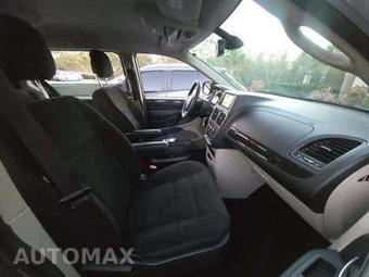 2019 Dodge Grand Caravan SE 121.2" WB - miniatura 19