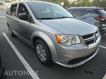 2019 Dodge Grand Caravan SE 121.2" WB - miniatura 4