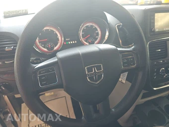 2019 Dodge Grand Caravan SE 121.2" WB - miniatura 10