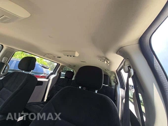 2019 Dodge Grand Caravan SE 121.2" WB - miniatura 11