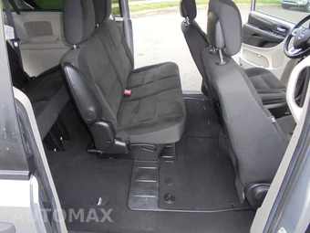 2019 Dodge Grand Caravan SE 121.2" WB - miniatura 29