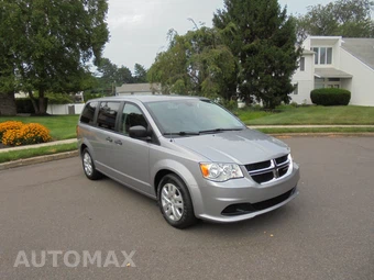 2019 Dodge Grand Caravan SE 121.2" WB - miniatura 3