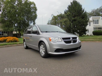 2019 Dodge Grand Caravan SE 121.2" WB - miniatura 4