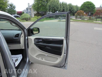 2019 Dodge Grand Caravan SE 121.2" WB - miniatura 44