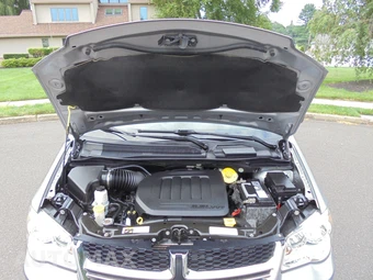 2019 Dodge Grand Caravan SE 121.2" WB - miniatura 47