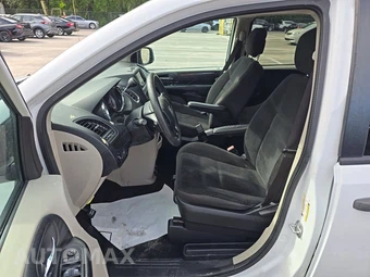 2019 Dodge Grand Caravan SE 121.2" WB – miniatura 7