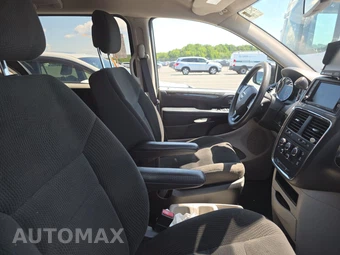 2019 Dodge Grand Caravan SE 121.2" WB - miniatura 8