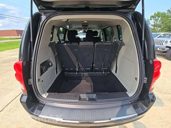 2019 Dodge Grand Caravan SE 121.2" WB - miniatura 12
