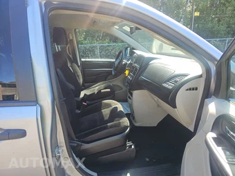 2019 Dodge Grand Caravan SE 121.2" WB - miniatura 8