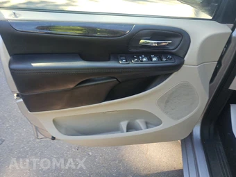 2019 Dodge Grand Caravan SE 121.2" WB - miniatura 9