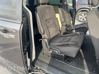 2019 Dodge Grand Caravan SE 121.2" WB - miniatura 17