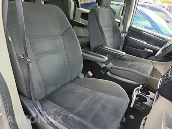 2019 Dodge Grand Caravan SE 121.2" WB - miniatura 22