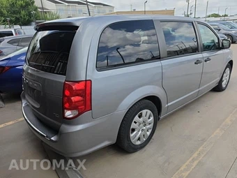2019 Dodge Grand Caravan SE 121.2" WB - miniatura 4