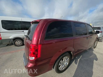 2019 Dodge Grand Caravan SE 121.2" WB - miniatura 4