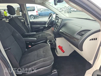 2019 Dodge Grand Caravan SE 121.2" WB - miniatura 8