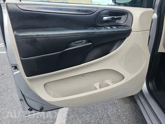 2019 Dodge Grand Caravan SE 121.2" WB - miniatura 9
