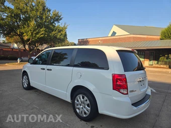 2019 Dodge Grand Caravan SE 121.2" WB - miniatura 3