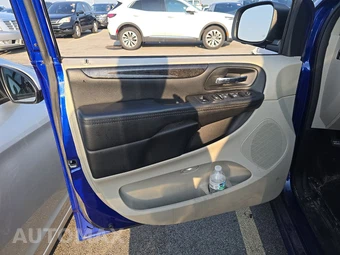 2019 Dodge Grand Caravan SE 121.2" WB - miniatura 15