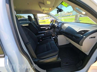 2019 Dodge Grand Caravan SE 121.2" WB - miniatura 19