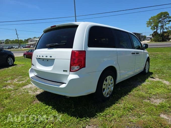 2019 Dodge Grand Caravan SE 121.2" WB - miniatura 3
