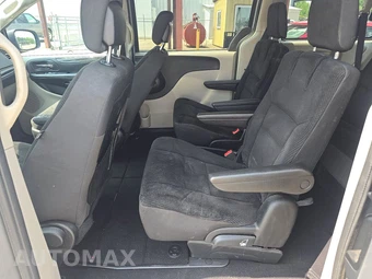 2019 Dodge Grand Caravan SE 121.2" WB - miniatura 13