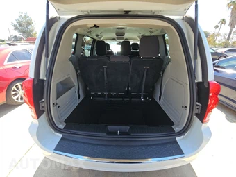 2019 Dodge Grand Caravan SE 121.2" WB - miniatura 16