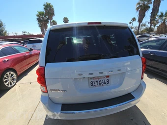 2019 Dodge Grand Caravan SE 121.2" WB - miniatura 5