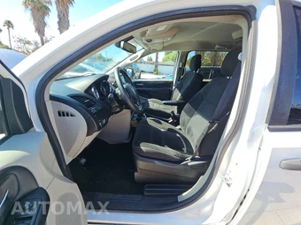 2019 Dodge Grand Caravan SE 121.2" WB - miniatura 7
