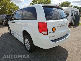2019 Dodge Grand Caravan SE 121.2" WB - miniatura 2