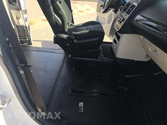 2019 Dodge Grand Caravan SE 121.2" WB - miniatura 16