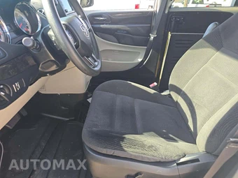2019 Dodge Grand Caravan SE 121.2" WB - miniatura 3