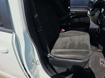 2019 Dodge Grand Caravan SE 35th Anniversary Edition 121.2" WB - miniatura 18