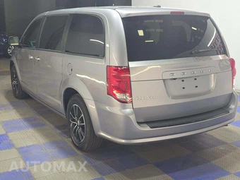 2019 Dodge Grand Caravan SE Plus 121.2" WB - miniatura 2