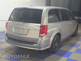 2019 Dodge Grand Caravan SE Plus 121.2" WB - miniatura 3