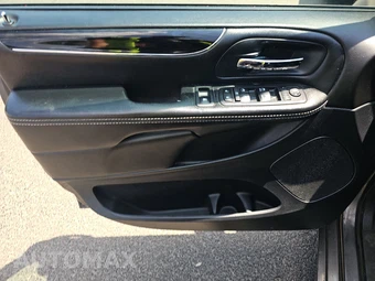 2019 Dodge Grand Caravan SE Plus 121.2" WB - miniatura 9