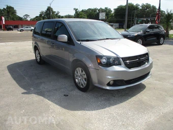 2019 Dodge Grand Caravan SE Plus 121.2" WB - miniatura 4