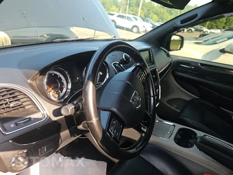 2019 Dodge Grand Caravan SXT 121.2" WB - miniatura 11