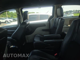 2019 Dodge Grand Caravan SXT 121.2" WB - miniatura 13