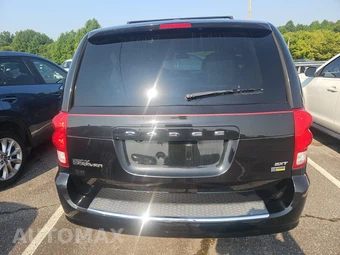 2019 Dodge Grand Caravan SXT 121.2" WB - miniatura 5